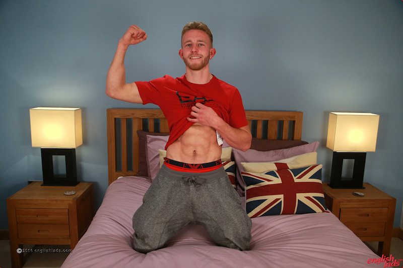 Straight guy Rowan Wellesley appearing for his first wanking show at Englishlads