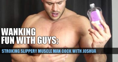 Muscle man jerk off with Joshua Armstrong