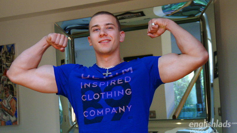 hung straight muscle guy jerking off